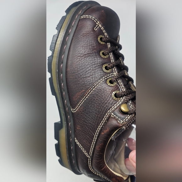 ***$OLD***Dr. Martens Oxford Brown Leather Low Top Shoes Size 7 Men 8 Women's - Picture 5 of 16